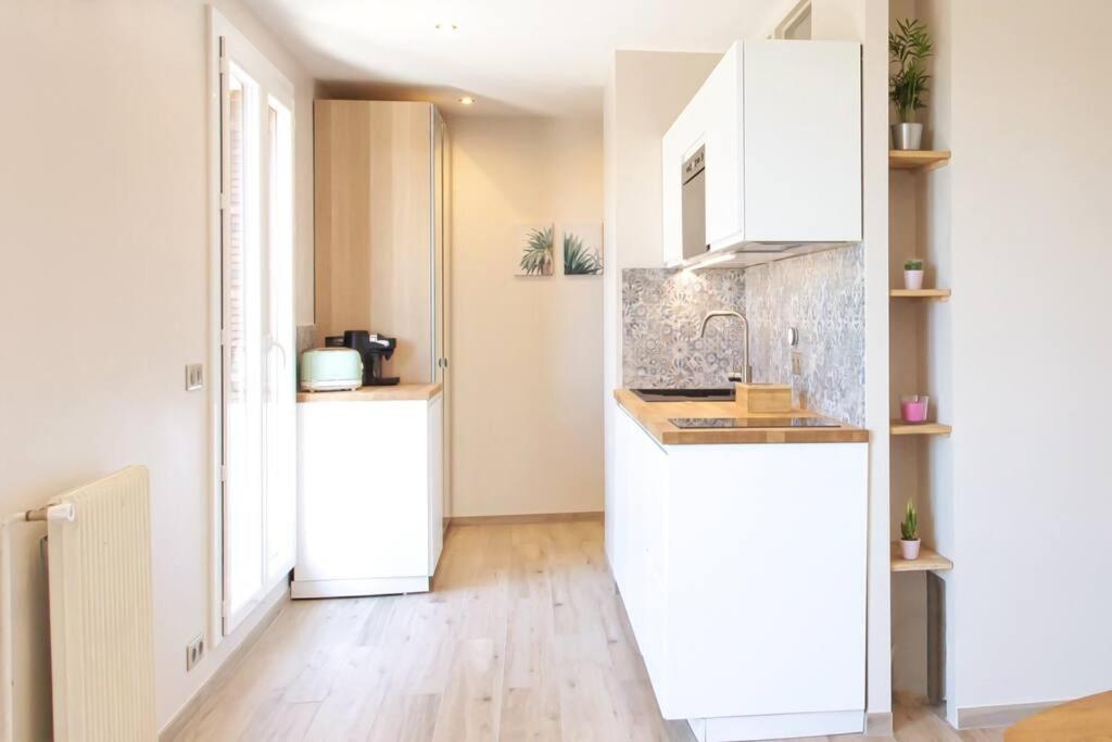 Ferienwohnung L36 Sea View Terrace 10Min Walking To Sea/Parking & Ac Nizza Exterior foto