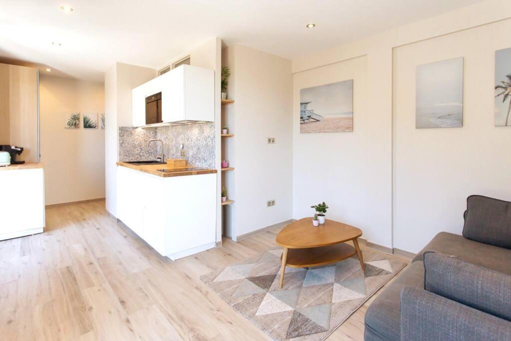 Ferienwohnung L36 Sea View Terrace 10Min Walking To Sea/Parking & Ac Nizza Exterior foto